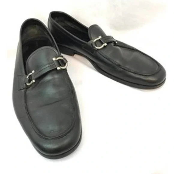 Salvatore Ferragamo | Shoes | Salvatore Ferragamo Black  display picture 1